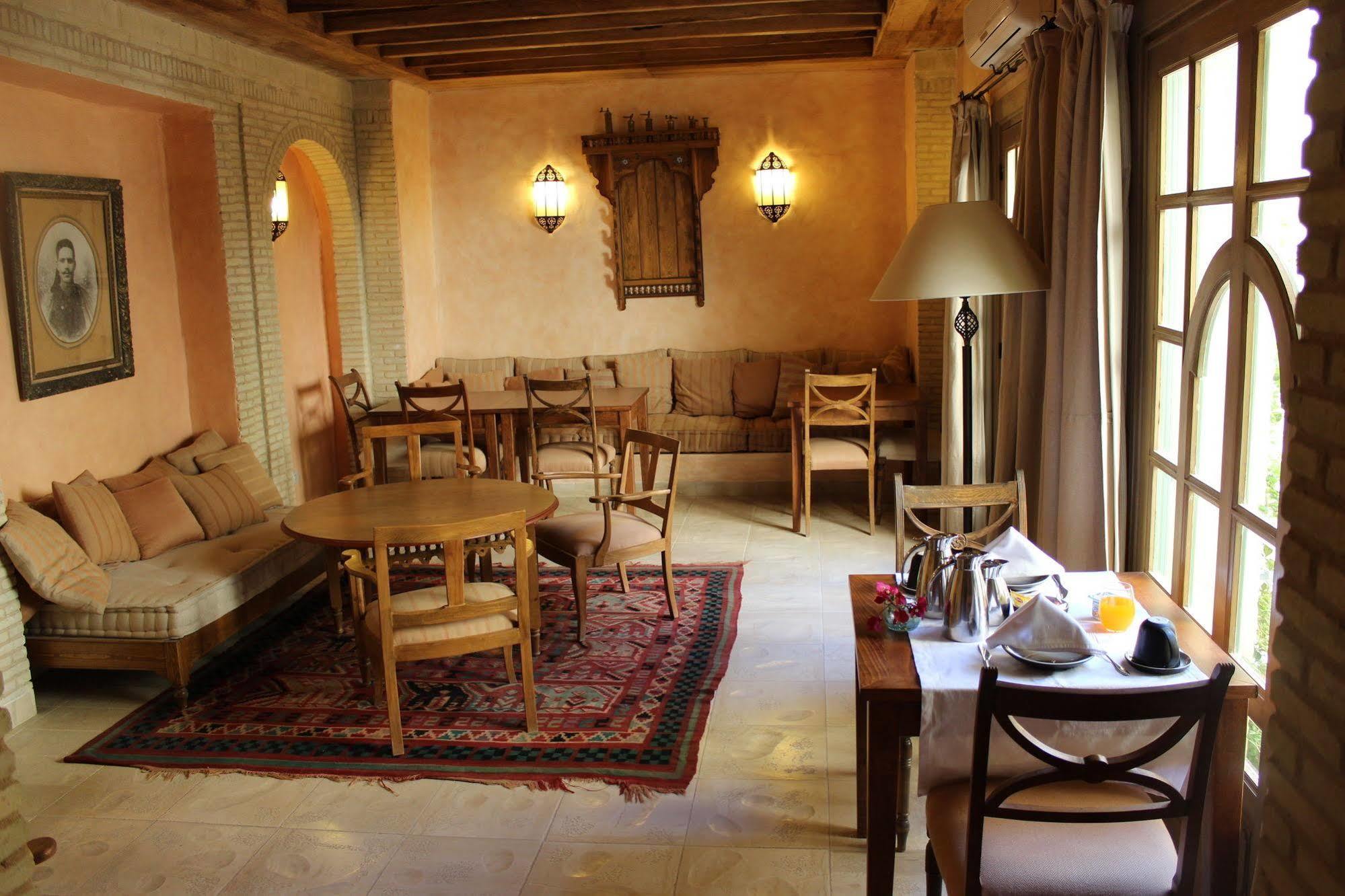 Hotel Dar Saida Beya à Tozeur Extérieur photo